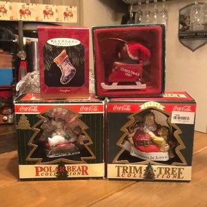 Bundle of 4 vintage Christmas ornaments